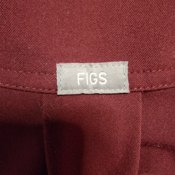 figs Rafaela Oversized Scrub Top™ Burgundy XS - Picture 8 of 10